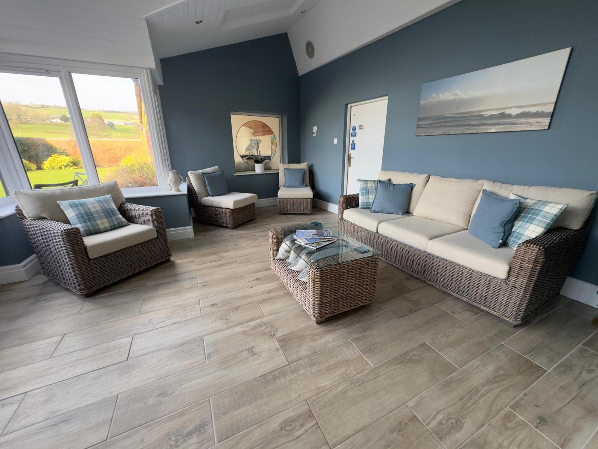קינגטון Vast, Elegant Home With Indoor Pool & Sauna Near Popular Golf Course מראה חיצוני תמונה